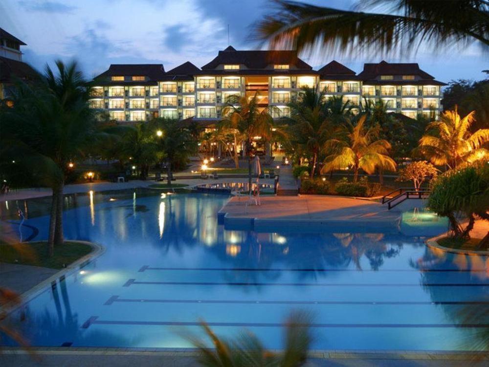 แซนด์ แอนด์ แซนเดิล เดซารู บีช รีสอร์ต แอนด์ สปา Hotel เดอซารู สิ่งอำนวยความสะดวก รูปภาพ The Royal Villa
